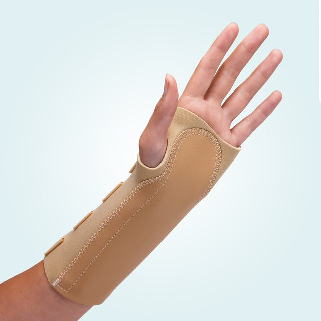 The Benecare Neoprene Wrist Support has been designed to manage pain caused by joint or tendon overuse in the wrist or thumb.