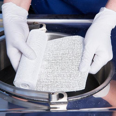 Benecast Gold Plaster of Paris has a traditional rich & creamy texture.