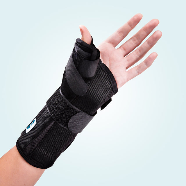 The BeneCare Wrist/Thumb Brace is essential for those looking to keep their wrist/thumb in a neutral position.